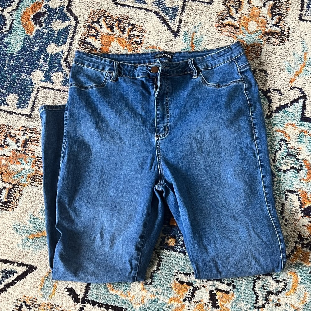 Fashionnova high waisted skinny jeans